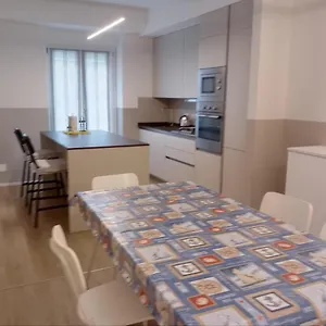 Appartement Poppy Al Mare Italie
